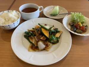 季節野菜と豚肉の甘辛炒め